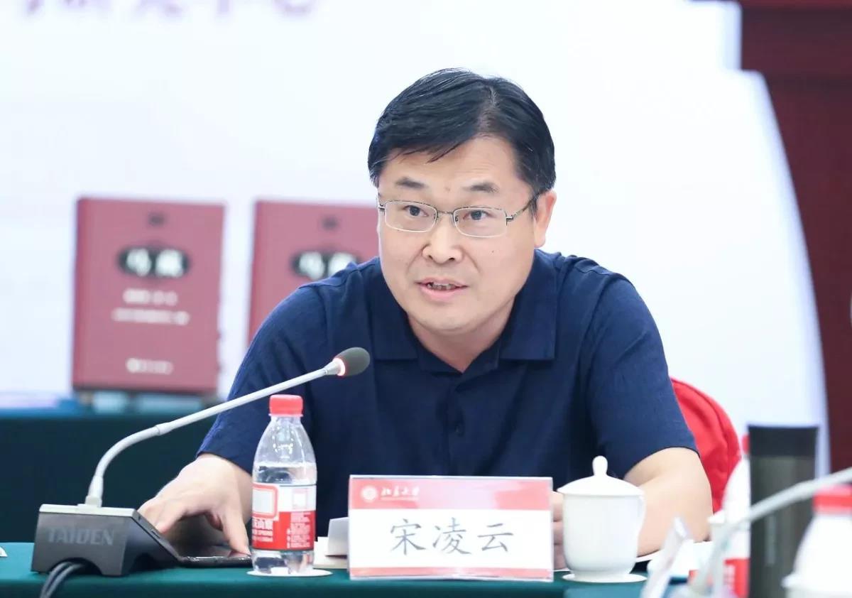 马克思主义在中国早期传播学术研讨会暨《马藏》出版座谈会在伟德betvlctor国际官网举行-出版人杂志官网